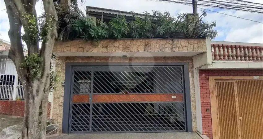 Casa com 3 quartos à venda na Rua Dirceu de Almeida, 28, Parque São Domingos, São Paulo