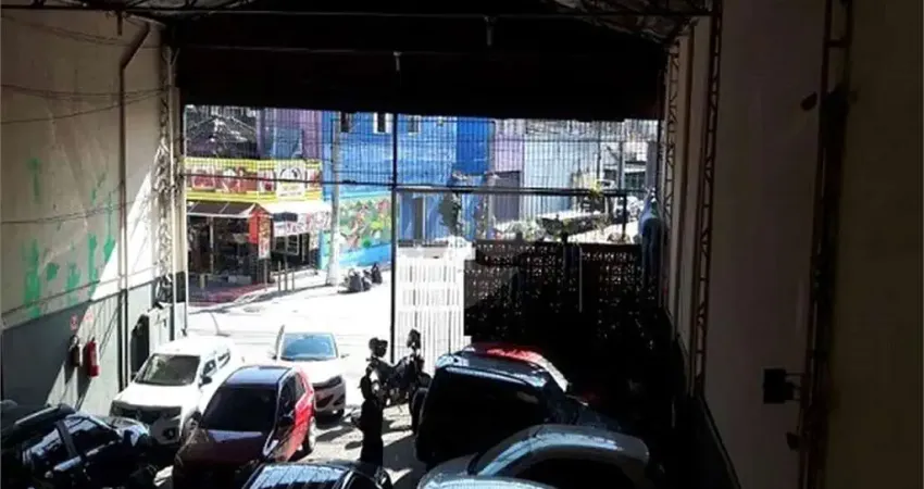 Barracão / Galpão / Depósito à venda na Estrada das Lágrimas, 4066, São João Climaco, São Paulo