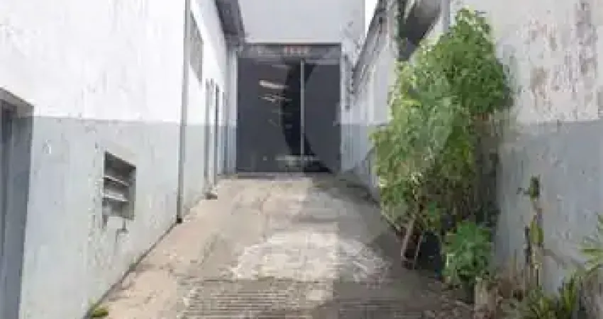 Barracão / Galpão / Depósito à venda na Rua Piraçununga, 164, Vila Bertioga, São Paulo