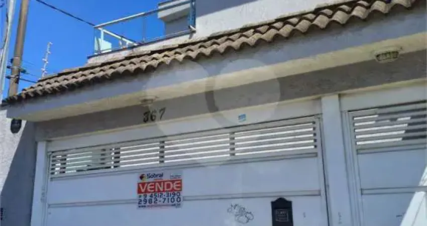 Casa com 3 quartos à venda na Rua Mata Redonda, 367, Vila Nivi, São Paulo