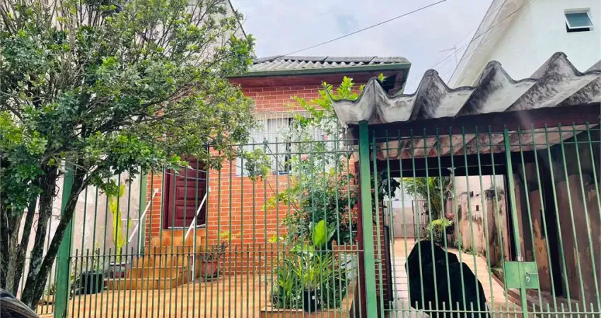 Casa com 3 quartos à venda na Rua Brás de Faria, 220, São Salvador, São Paulo