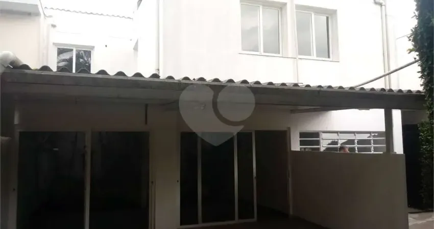 Casa à venda na Rua Lopes Amaral, 156, Vila Nova Conceição, São Paulo