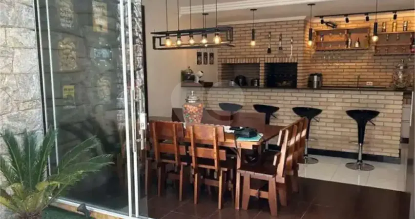 Casa com 2 quartos à venda na Avenida Guilherme Mankel, 553, Vila Clarice, São Paulo