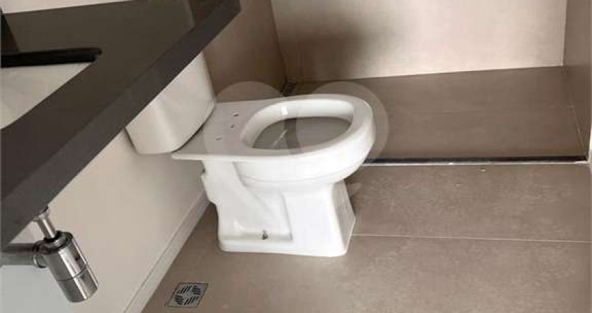 Apartamento com 3 quartos à venda na Rua Alves Guimarães, 1380, Pinheiros, São Paulo