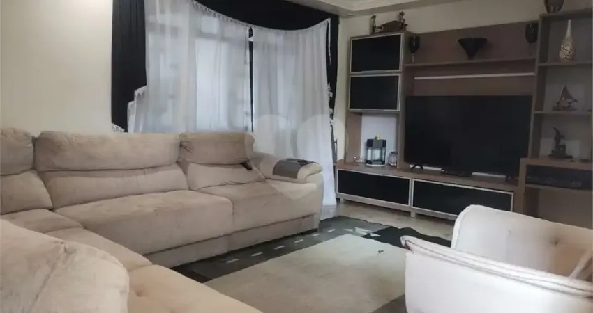 Casa em condomínio fechado com 3 quartos à venda na Rua Aldo Gianini, 411, Vila Nova Curuçá, São Paulo