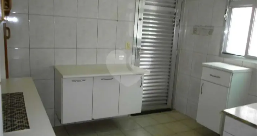 Casa com 4 quartos à venda na Rua Mussumés, 535, Vila Maria Alta, São Paulo