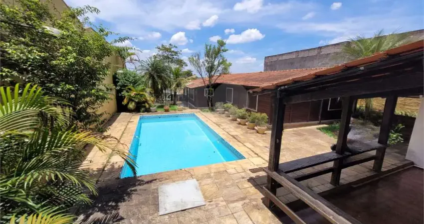 Casa com 3 quartos à venda na Rua Francisco Chaves Pinheiro, 108, Vila Guedes, São Paulo