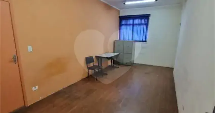 Barracão / Galpão / Depósito à venda na Rua José Monteiro, 1, Brás, São Paulo
