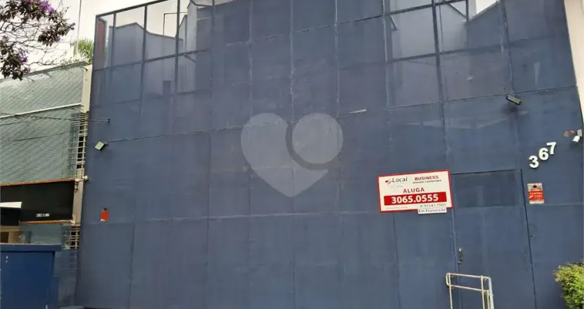 Casa com 4 quartos para alugar na Rua Estados Unidos, 367, Jardim América, São Paulo