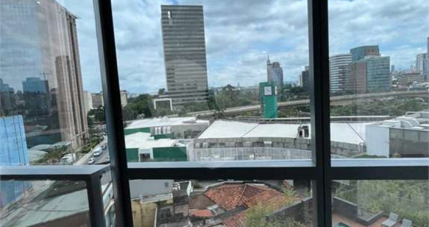 Casa comercial para alugar na Rua Bento Frias, 155, Pinheiros, São Paulo