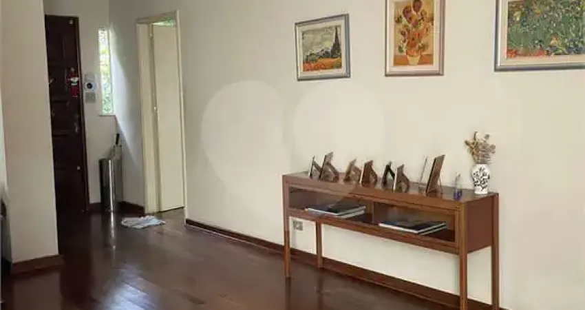 Casa com 5 quartos à venda na Rua Godói Colaço, 468, Vila Cordeiro, São Paulo