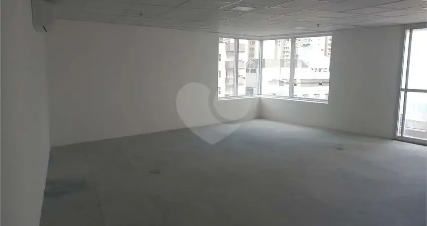 Sala comercial à venda na Rua Pirapitingui, 80, Liberdade, São Paulo
