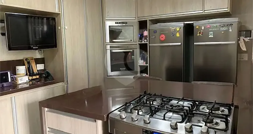 Casa com 3 quartos à venda na Rua Manuel da Cunha, 117, Vila Paulicéia, São Paulo