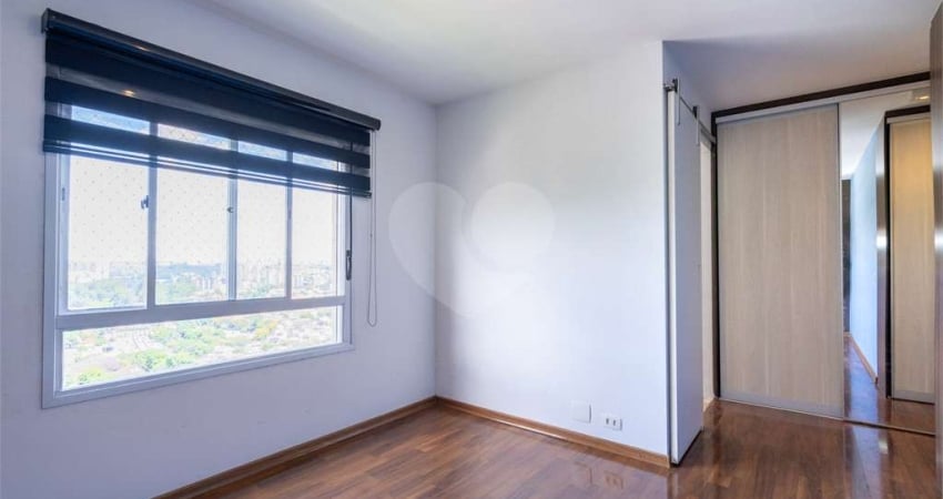 Apartamento com 3 quartos à venda na Rua Bernardo dos Santos, 10, Jardim Olympia, São Paulo