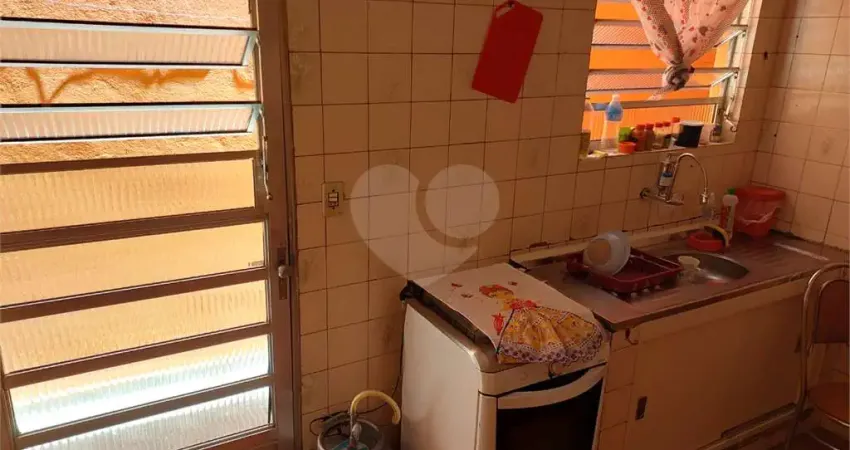 Casa com 3 quartos à venda na Rua Olhos do Coração, 78, Jardim Antártica, São Paulo