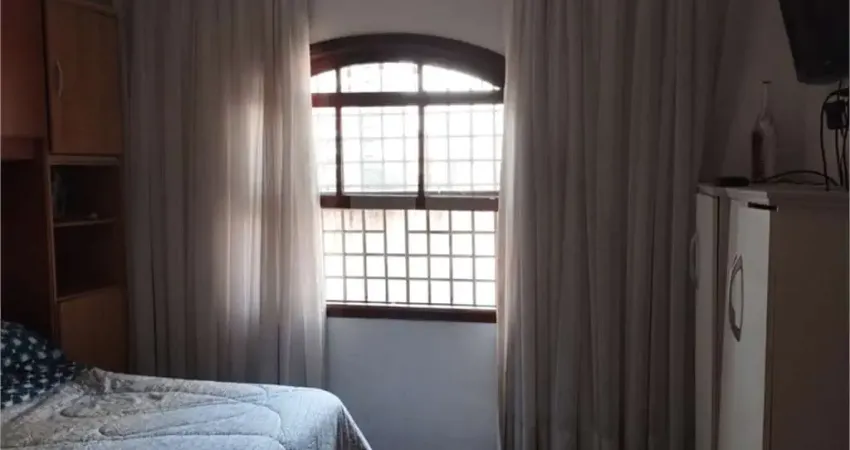 Casa com 4 quartos à venda na Rua Engenheiro Mariano Jathay Ferraz, 49, Santa Teresinha, São Paulo