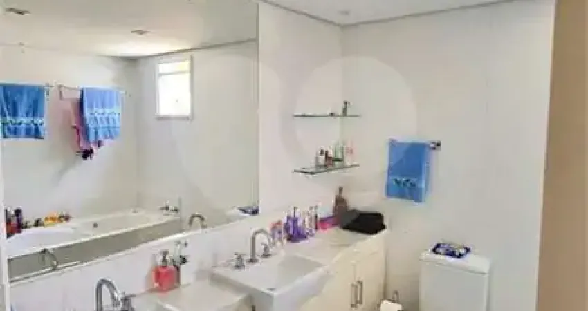 Apartamento com 3 quartos à venda na Rua Catão, 804, Vila Romana, São Paulo