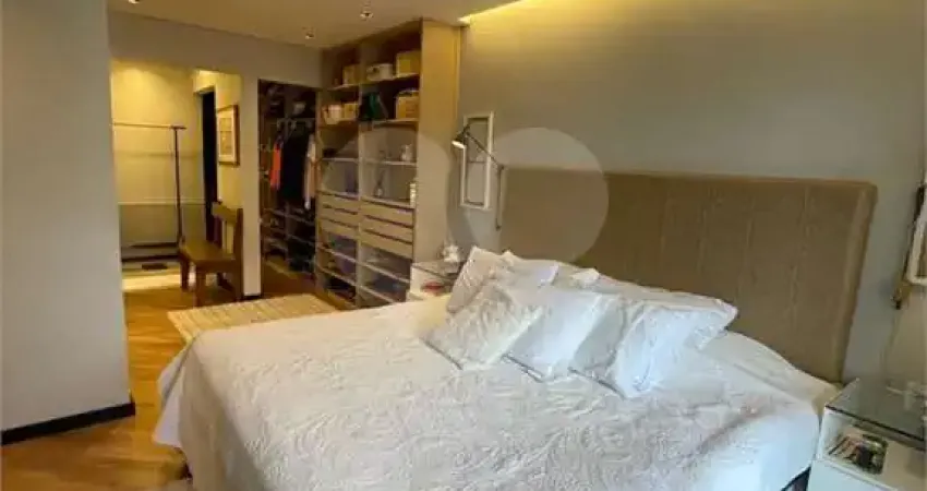 Apartamento com 4 quartos à venda na Rua dos Sorocabanos, 617, Ipiranga, São Paulo