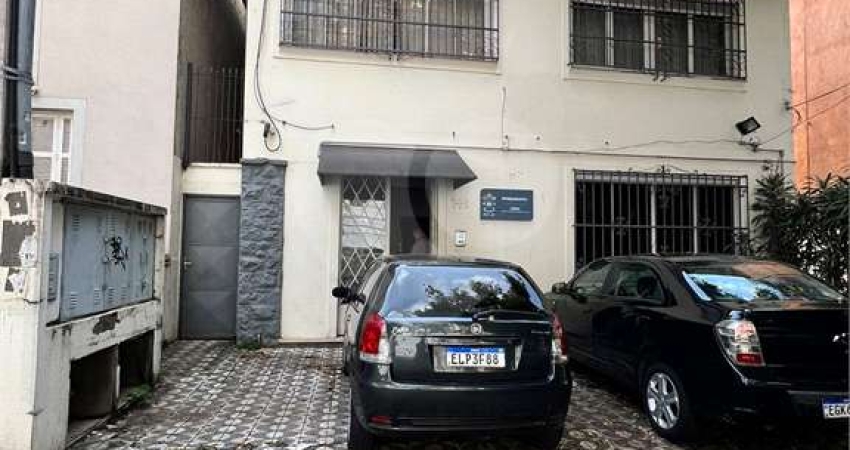 Casa à venda na Rua Monte Alegre, 1104, Perdizes, São Paulo