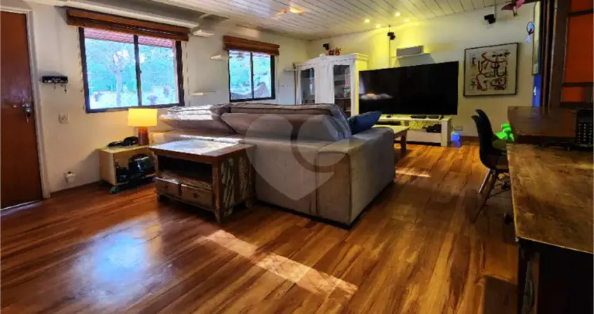 Casa em condomínio fechado com 4 quartos à venda na Rua Lira Cearense, 500, Jardim Santa Efigênia, São Paulo