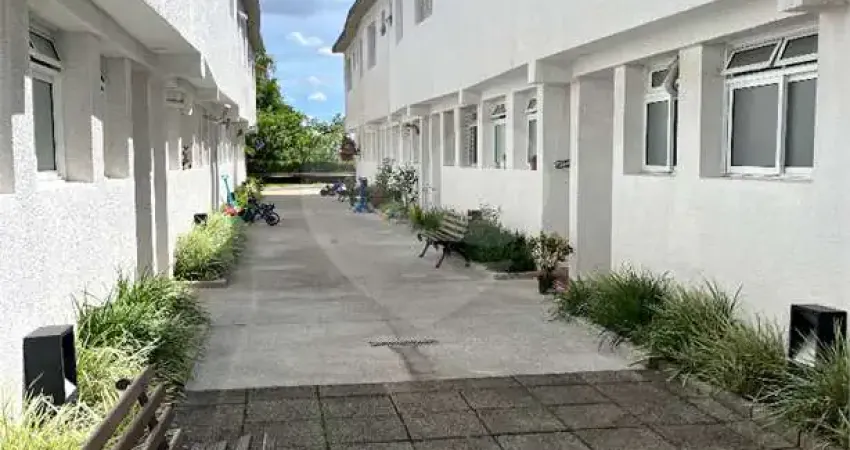 Casa em condomínio fechado com 2 quartos à venda na Rua Porcelana, 297, Vila do Encontro, São Paulo