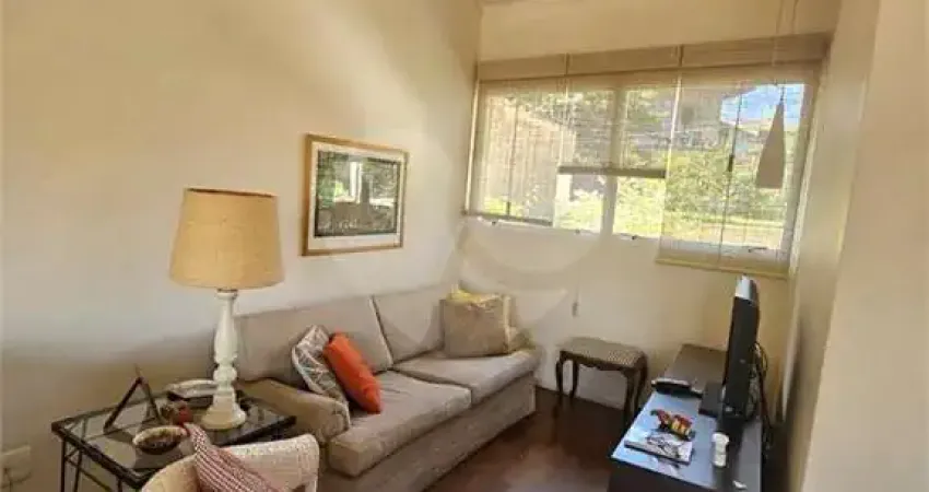 Casa com 3 quartos à venda na Rua Pio IV, 219, Jardim Vitoria Regia, São Paulo