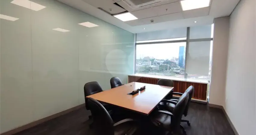 Casa comercial para alugar na Avenida das Nações Unidas, 14261, Vila Gertrudes, São Paulo