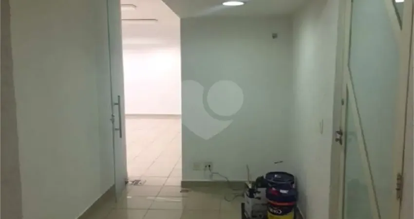 Loft com 1 quarto para alugar na Avenida Rouxinol, 57, Indianópolis, São Paulo