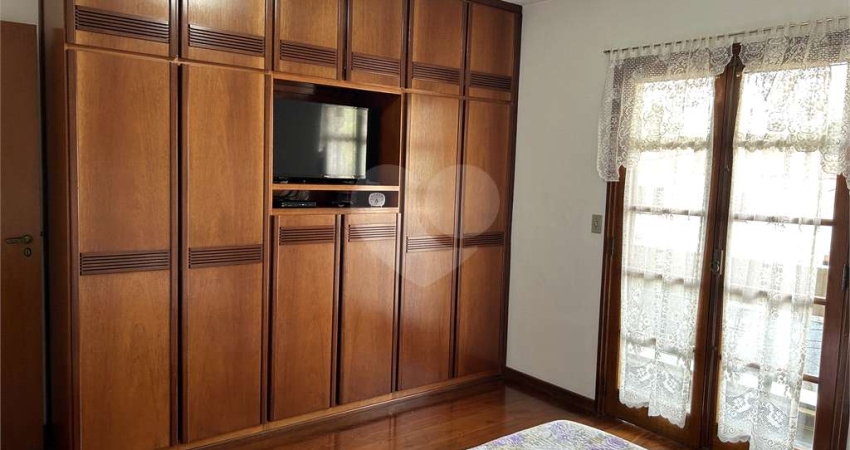 Casa com 3 quartos à venda na Rua Comendador Roque Licciardi, 43, Jardim das Vertentes, São Paulo