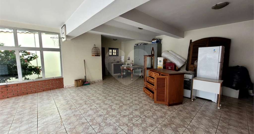 Casa com 3 quartos à venda na Rua Professor Diogo Pires Correa, 62, Centro, Osasco