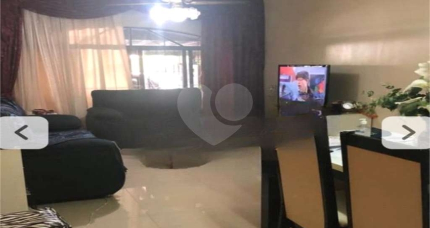 Casa com 3 quartos à venda na Avenida Alberto Santos Dumont, 635, Vila Osasco, Osasco