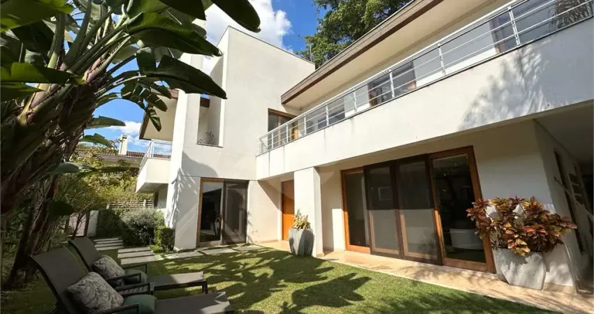 Casa em condomínio fechado com 4 quartos à venda na Rua Flor de Amarilis, 50, Jardim Camargo Novo, São Paulo