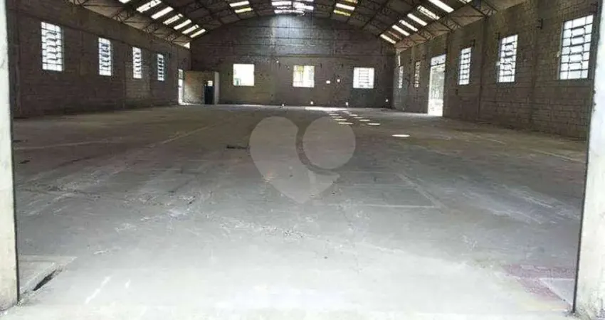 Barracão / Galpão / Depósito à venda na Estrada Pedro da Cunha Albuquerque Lopes, 200, Perobal, Itaquaquecetuba