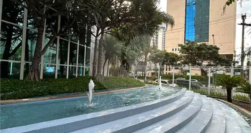 Apartamento com 2 quartos à venda na Avenida Chibarás, 44, Moema, São Paulo