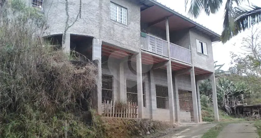 Chácara / sítio com 4 quartos à venda na Rodovia Engenheiro Renê Benedito da Silva, 49, São João, Itapevi