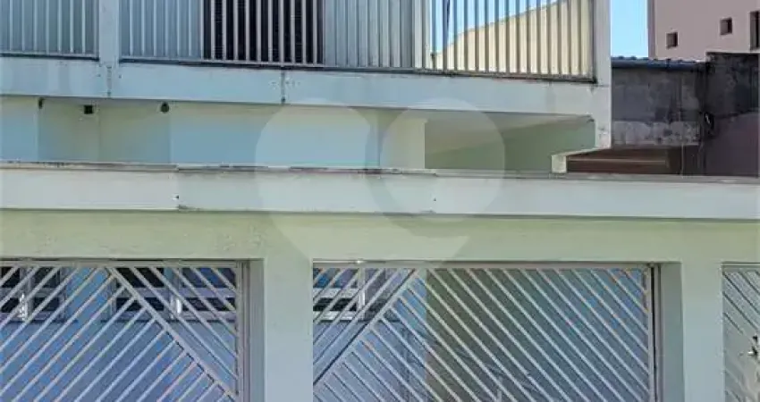 Casa à venda na Rua Topázio, 285, Jardim dos Camargos, Barueri