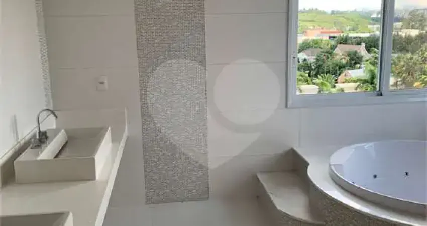 Casa em condomínio fechado com 5 quartos para alugar na Avenida Campinas, 56, Residencial Tamboré, Barueri