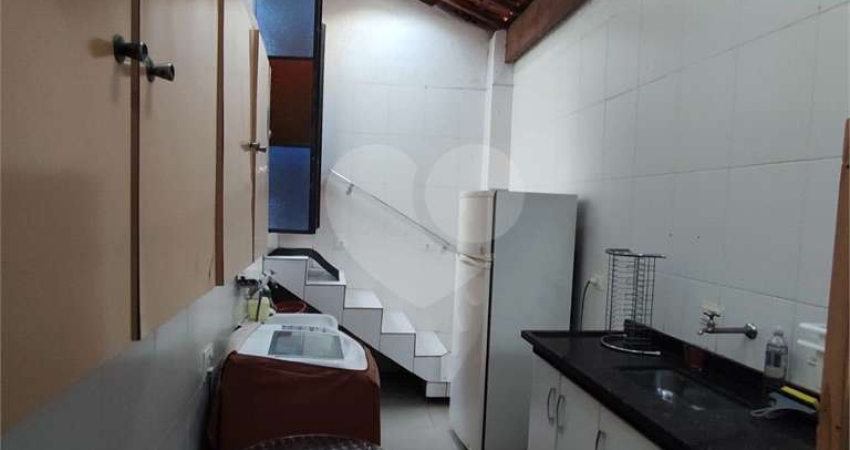 Casa com 2 quartos à venda na Rua Frei Orlando, 152, Vila Santa Isabel, São Paulo