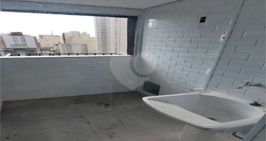 Apartamento com 3 quartos à venda na Rua Alves Guimarães, 198, Pinheiros, São Paulo