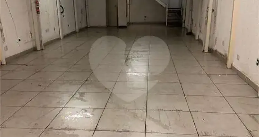 Apartamento para alugar na Rua dos Timbiras, 111, Santa Ifigênia, São Paulo