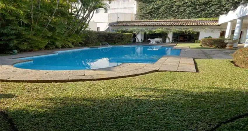 Casa com 5 quartos à venda na Rua Sanharó, 747, Jardim Guedala, São Paulo