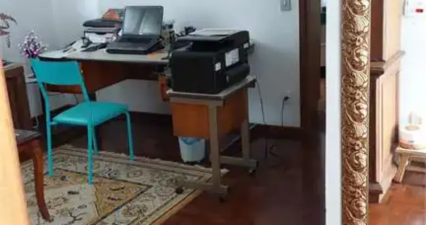Casa com 7 quartos à venda na Rua Lehel Silimon, 219, Jardim Londrina, São Paulo