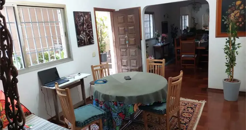 Casa com 7 quartos à venda na Rua Lehel Silimon, 219, Jardim Londrina, São Paulo