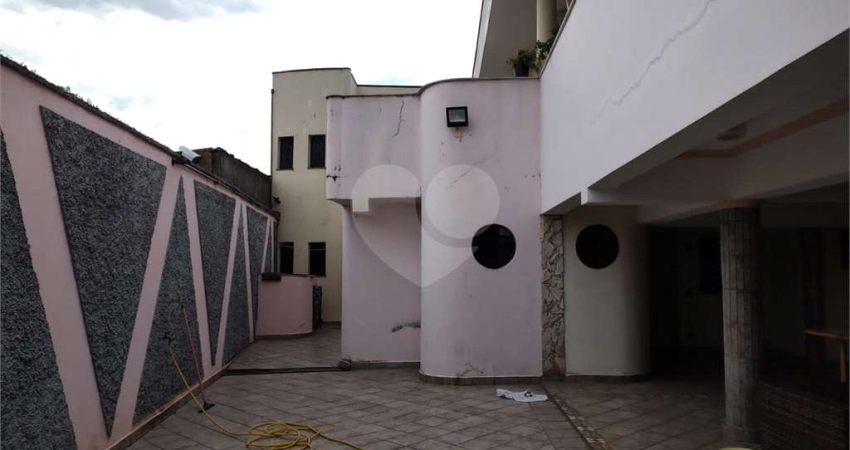 Casa com 6 quartos à venda na Rua Londres, 349, Vila Londrina, São Paulo