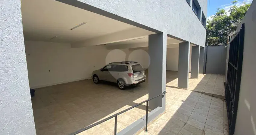 Prédio para alugar na Rua Corredeira, 264, Bosque da Saúde, São Paulo