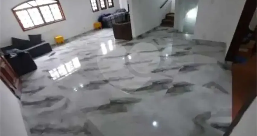 Casa com 3 quartos à venda na Rua Japão, 117, Parque das Nações, Santo André