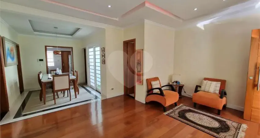 Casa com 3 quartos à venda na Rua Keisuke Koza, 165, Jardim Trussardi, São Paulo