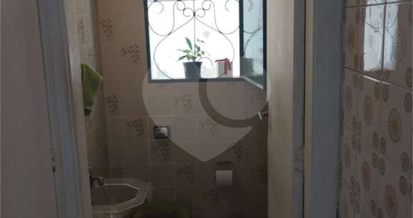 Casa com 3 quartos à venda na Rua José Zeferino Peixoto, 104, Jardim Luanda, São Paulo