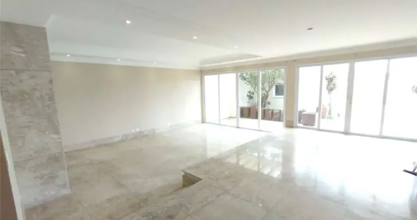 Casa em condomínio fechado com 4 quartos à venda na Rua Charanga do Circo, 58, Parque dos Príncipes, São Paulo