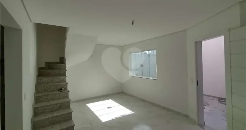 Casa em condomínio fechado com 3 quartos à venda na Rua Ana de Barros, 296, Jardim Santa Inês, São Paulo